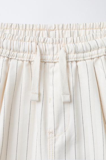 PANTALON CONFORTABLE À RAYURES - Écru de Zara - Image 2