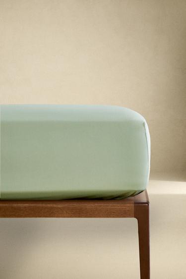 Zara PERCALE FITTED SHEET | 15.7" THICK (200 THREAD COUNT) - Light green