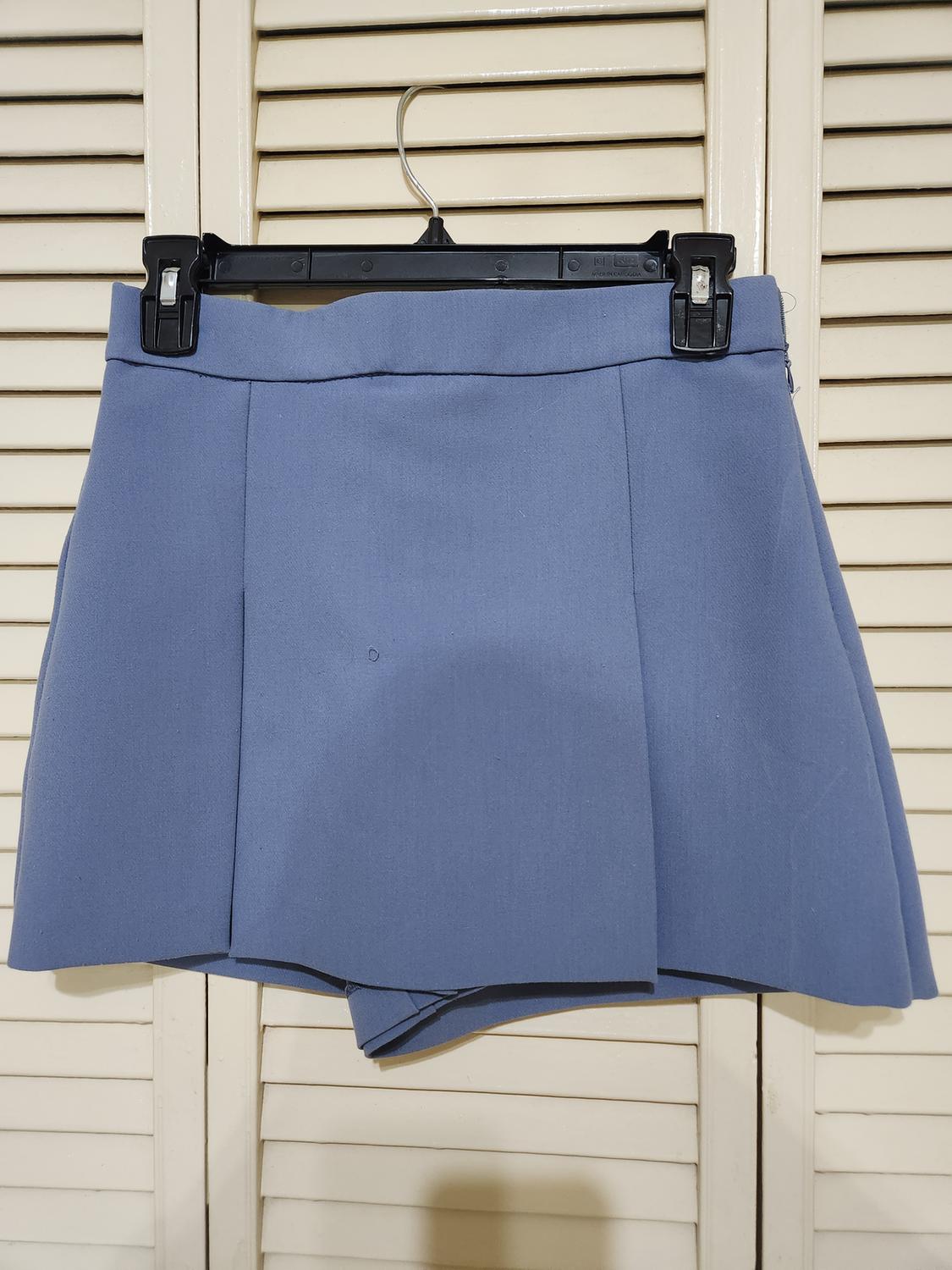 PLEATED SKORT