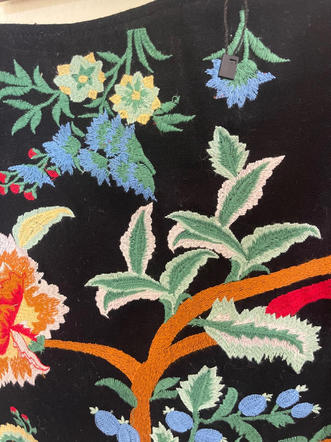 EMBROIDERED SKIRT - Image 4