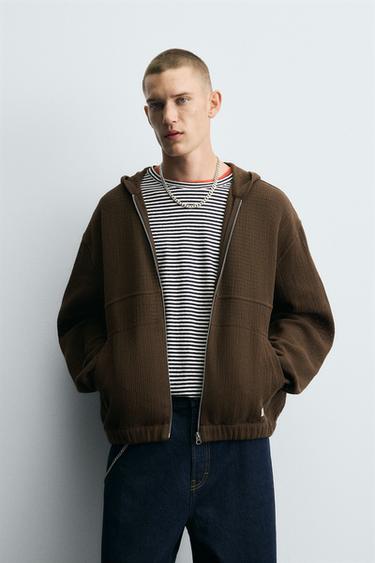 OVERSHIRT MET OPENGESTOOKTE STRUCTUUR EN CAPUCHON - Bruin van Zara