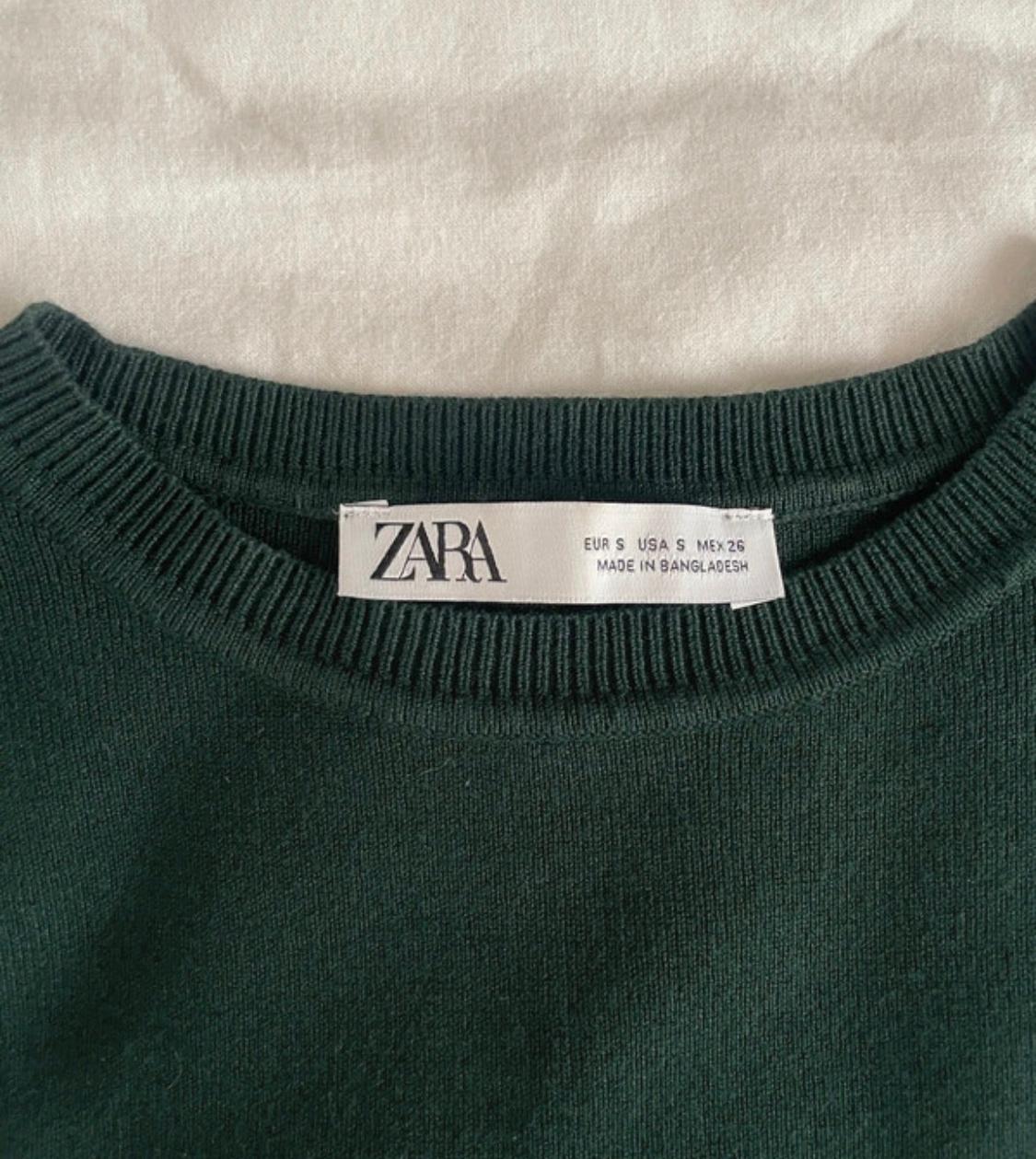 CROP TOP DE TIRANTES VERDE OSCURO - Image 2
