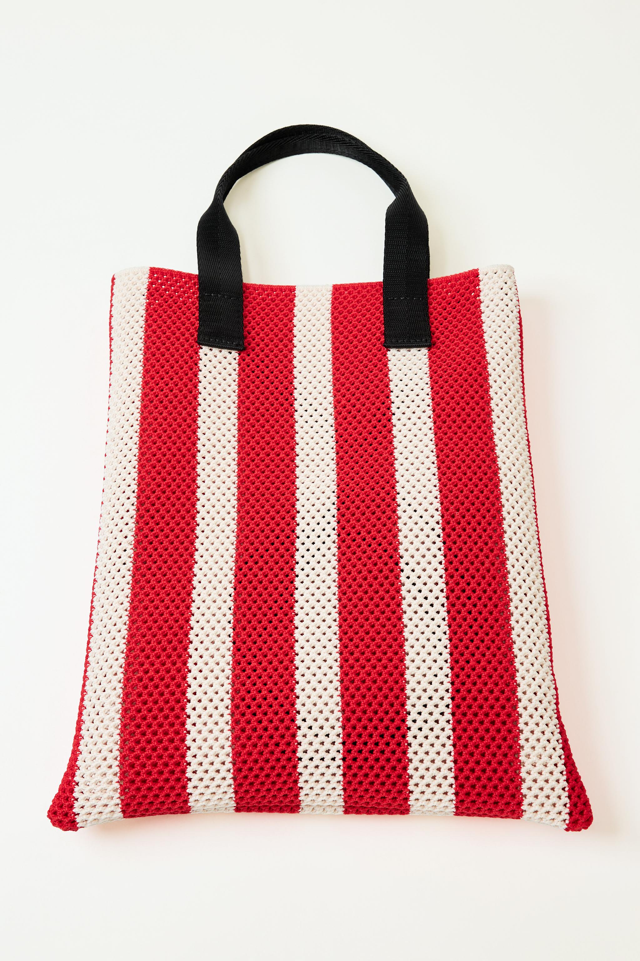 MINI SHOPPER WITH CUT-OUT EFFECT