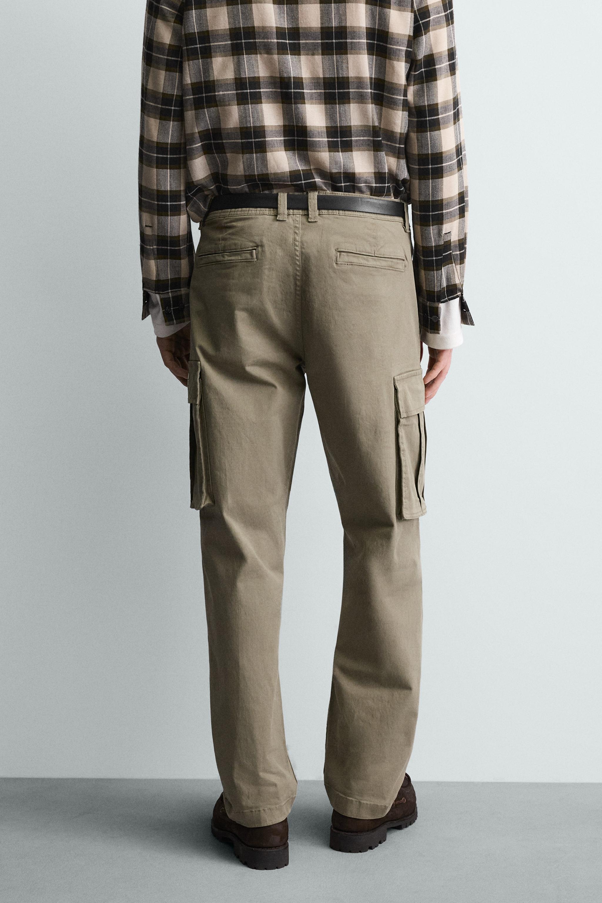 RELAXED FIT CARGO TROUSERS