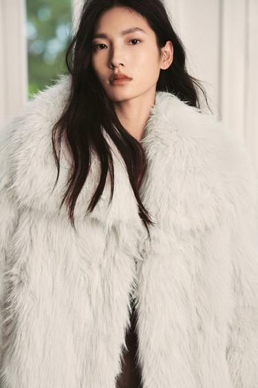 SHORT FAUX FUR COAT ZW COLLECTION - Ecru by Zara