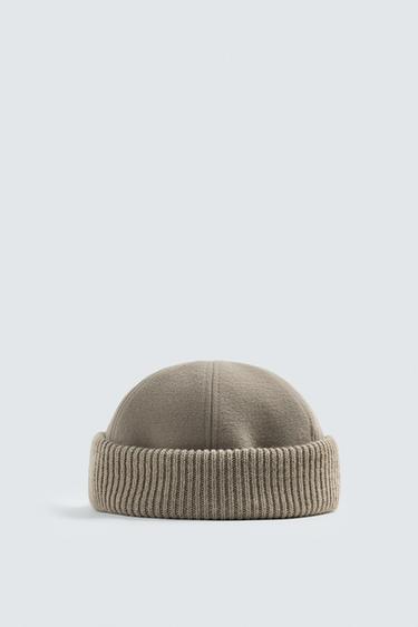 CONTRAST SHORT BEANIE - Beige by Zara