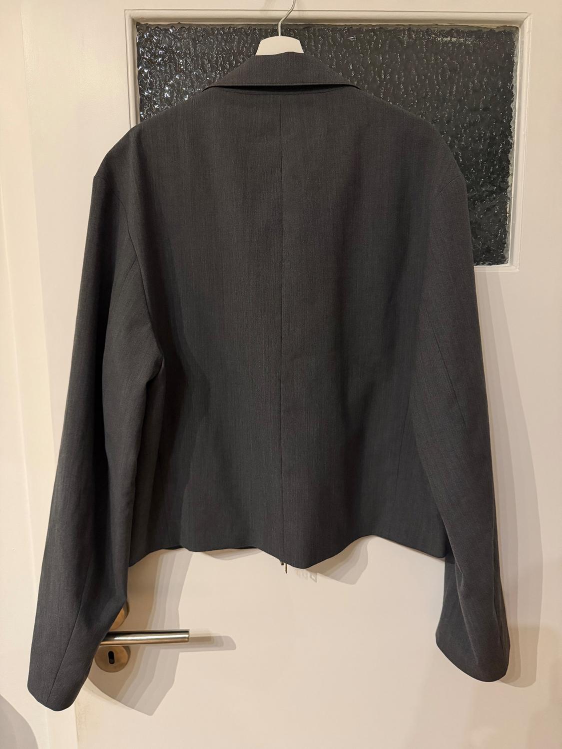 CROPPED FIT JACKET - LIMITED EDITION - Image 2