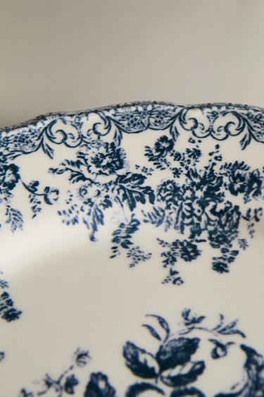 FLORAL EARTHENWARE DINNER PLATE - Blue by Zara - Image 4