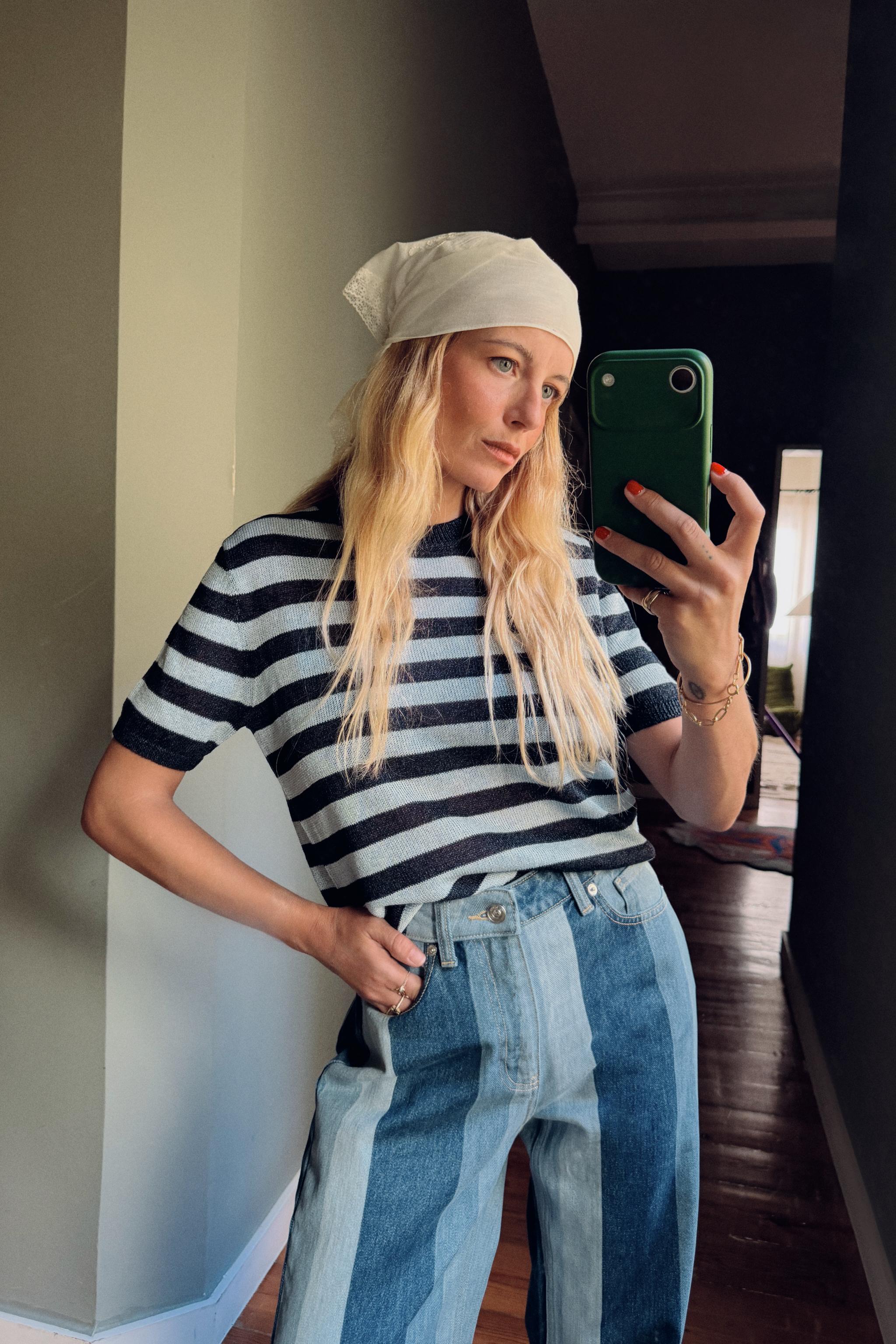 SHORT SLEEVE KNIT TOP