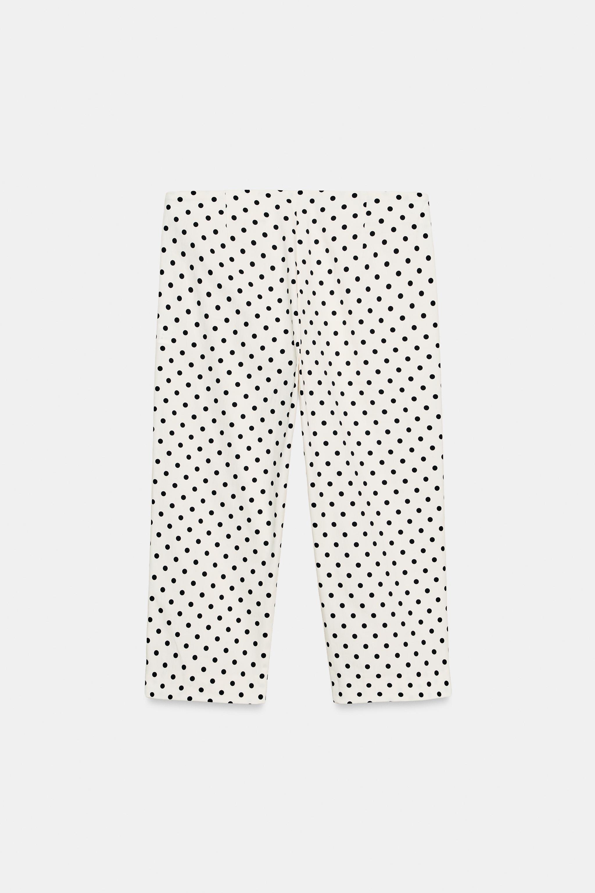 POLKA DOT CAPRI PANTS