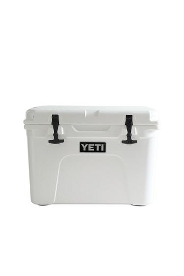 YETI HARD COOLER - White by Zara