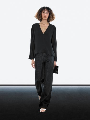 Blouse fluide à col en V - Noir de Zara - Image 0