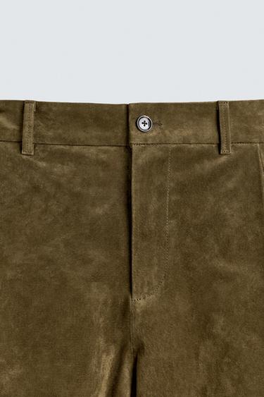 BERMUDA RELAXED FIT PIEL ANTE - Khaki de Zara