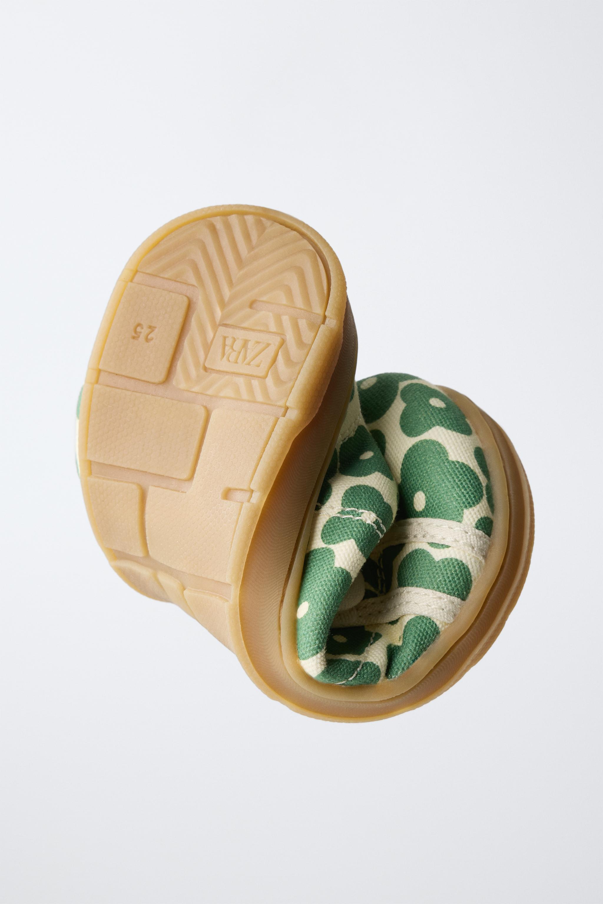 BAREFOOT SNEAKERS