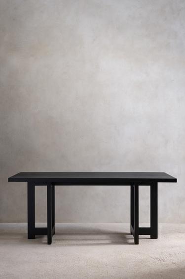 DESK 01 — Black 2