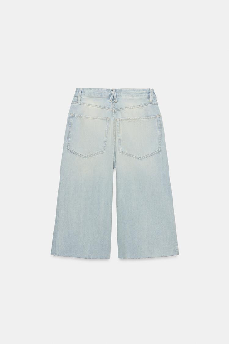 Pantalones cortos tipo bermuda de mezclilla desgastada de tiro medio TRF 5