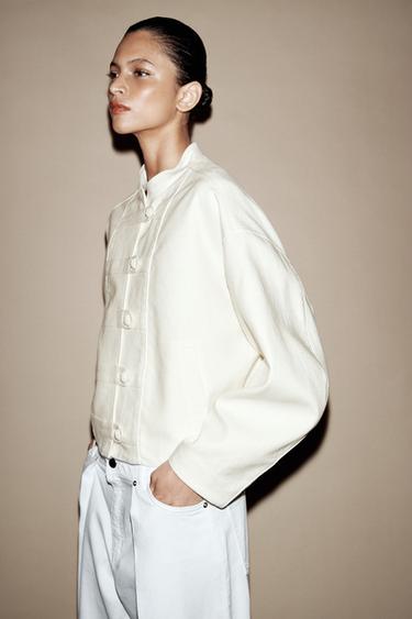 BLOUSON À BRANDEBOURGS ET LIN - Écru de Zara