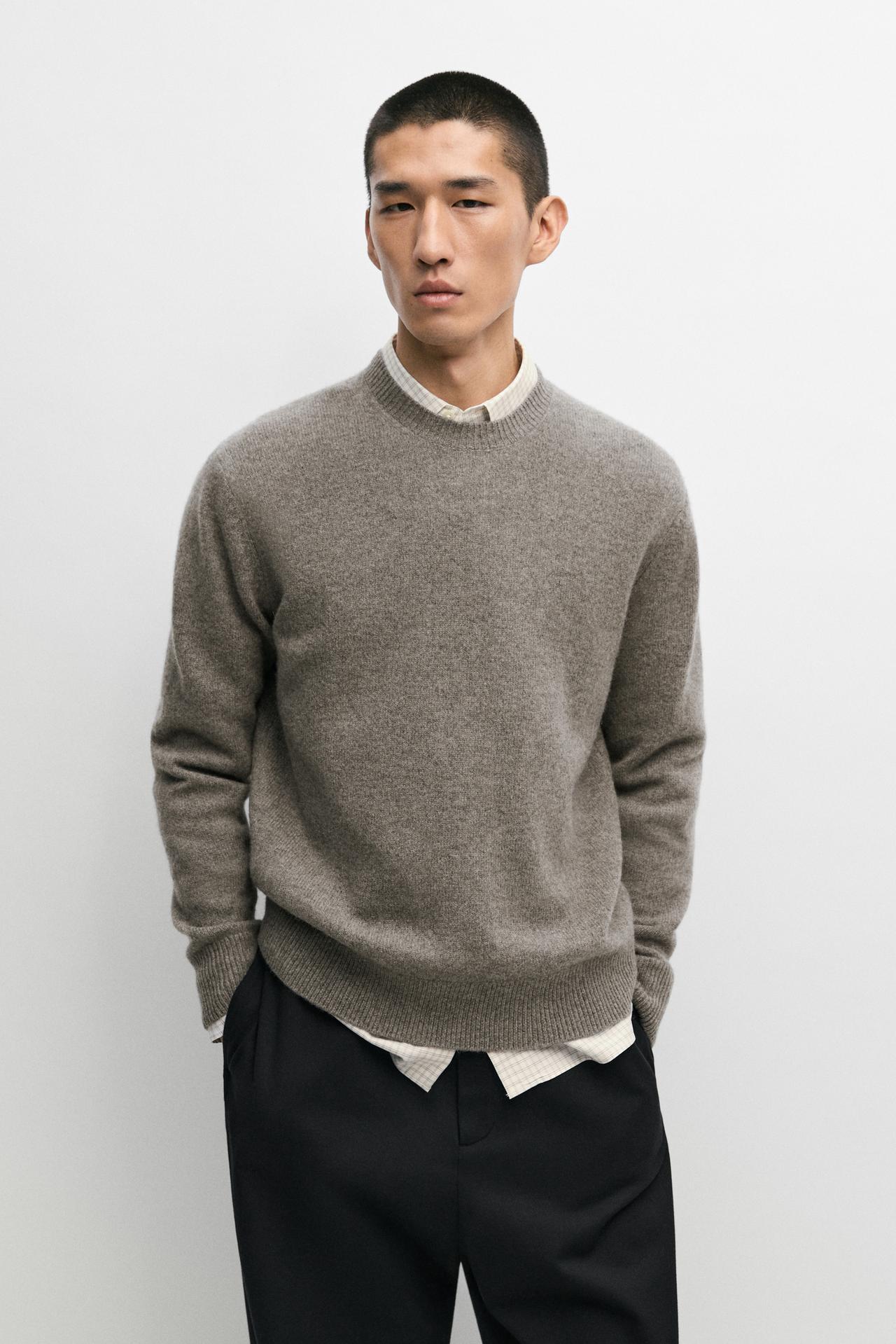 100% wool knit sweater with round neck — Bone