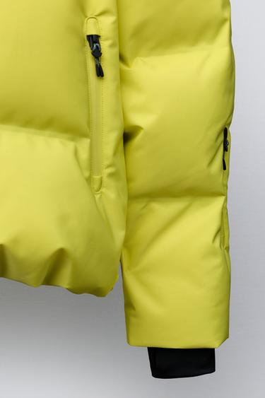 DOUDOUNE 80% DUVET ET 20% PLUME CAPUCHE AMOVIBLE WATER RESISTANT ET COUPE-VENT SYSTÈME RECCO® COLLECTION SKI - Jaune fluo de Zara - Image 8