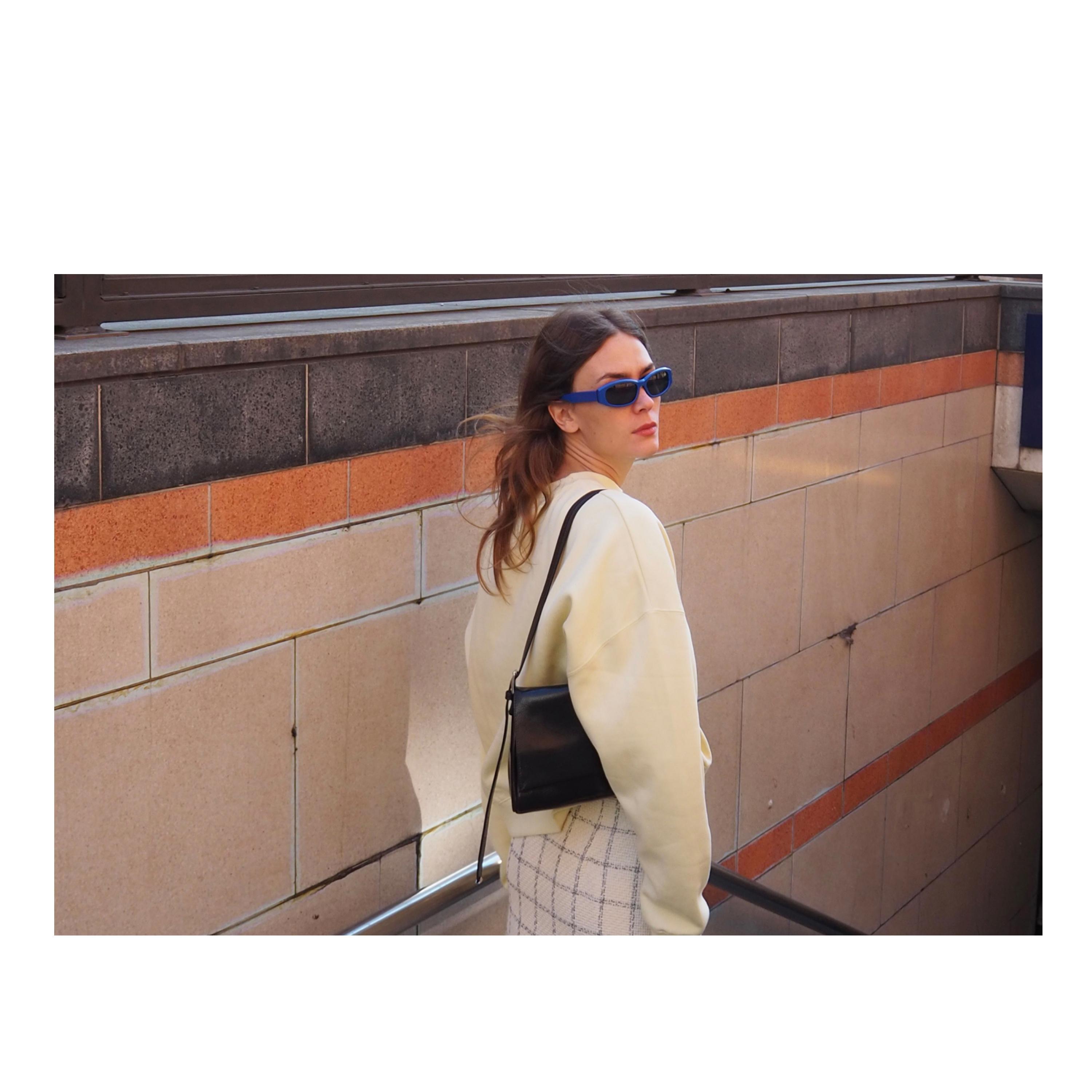 ◎極美品 ザラ トラベルスーツ 春夏 薄手 軽量素材 2XL 紺 ZARA Japan / 日本 | 最新コレクション