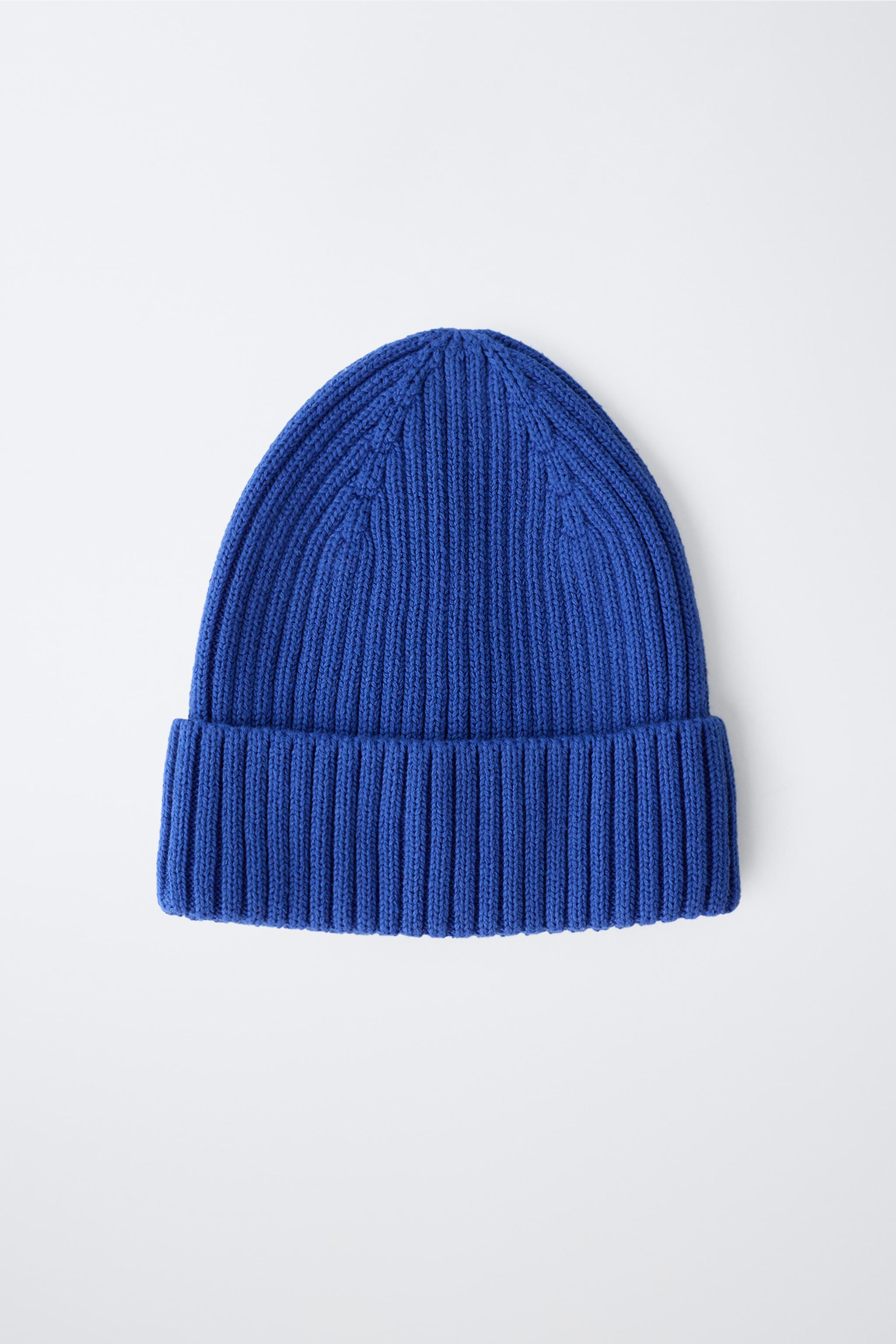 BONNET EN MAILLE