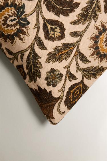 HOUSSE DE COUSSIN IMPRIMÉ FLEURI - Beige clair de Zara - Image 1