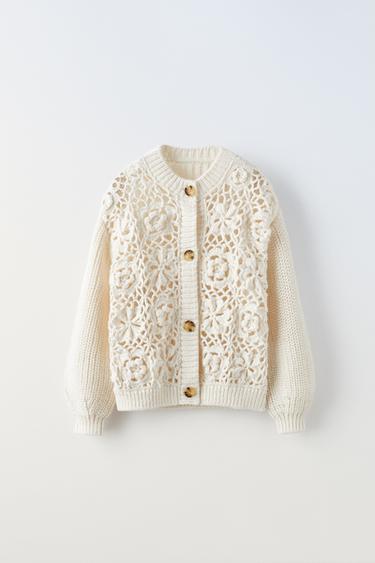 КАРДИГАН С ЦВЕТАМИ, СВЯЗАННЫМИ КРЮЧКОМ — ЭКРЮ от Zara — изображение 0