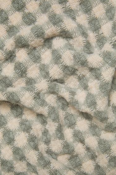 CHECK JACQUARD BLANKET - Green by Zara