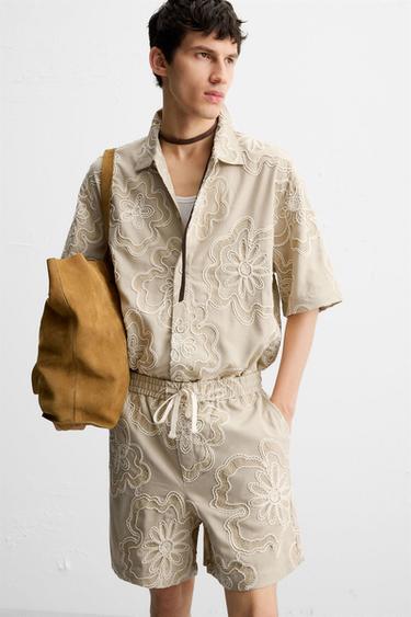 EMBOSSED EMBROIDERED BERMUDA SHORTS - Sand by Zara - Image 4