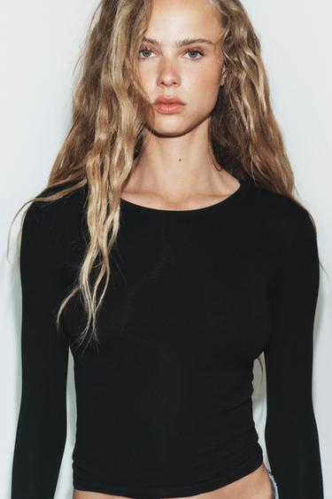 T-SHIRT MET LANGE MOUWEN - Zwart van Zara
