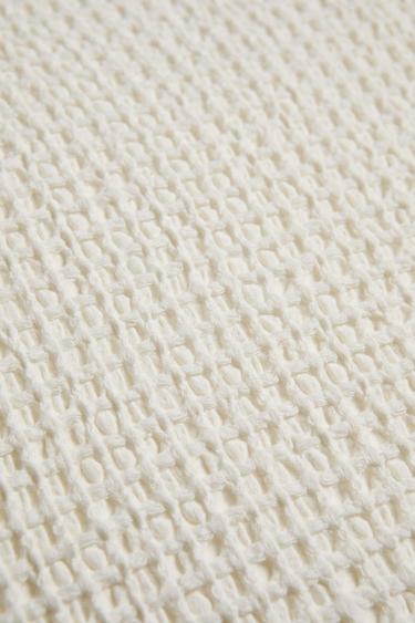 HOUSSE DE COUSSIN MINI-WAFFLE - Blanc cassé de Zara - Image 2