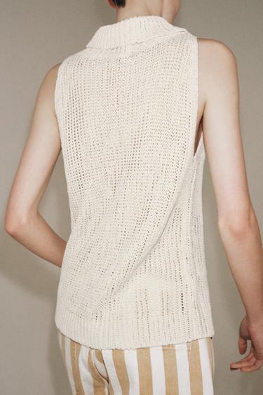 TOP EN MAILLE À COL MONTANT - Écru clair de Zara - Image 2