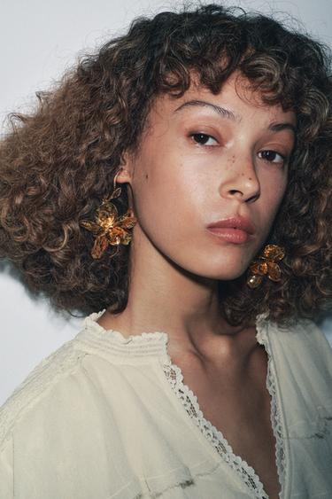 Zara TEXTURED FLOWER EARRINGS - Golden
