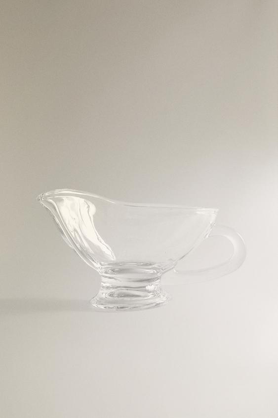 GLASS SAUCE JUG