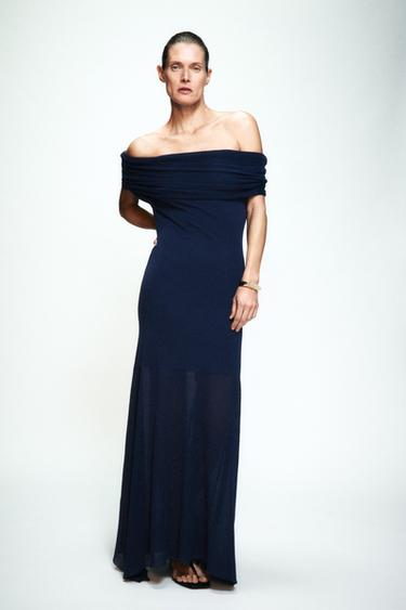 VESTIDO PUNTO OFF SHOULDER - Azul de Zara