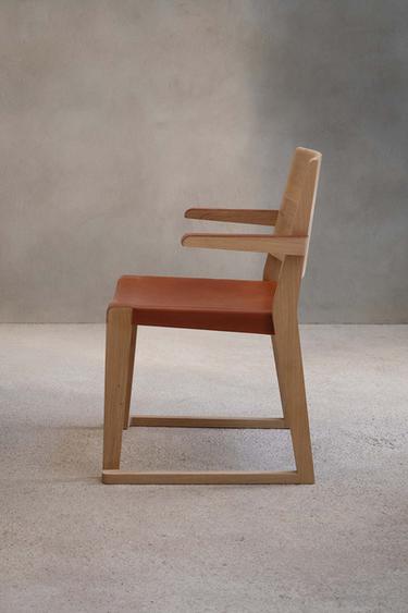 CHAIR 01 - Light beige by Zara - Image 2