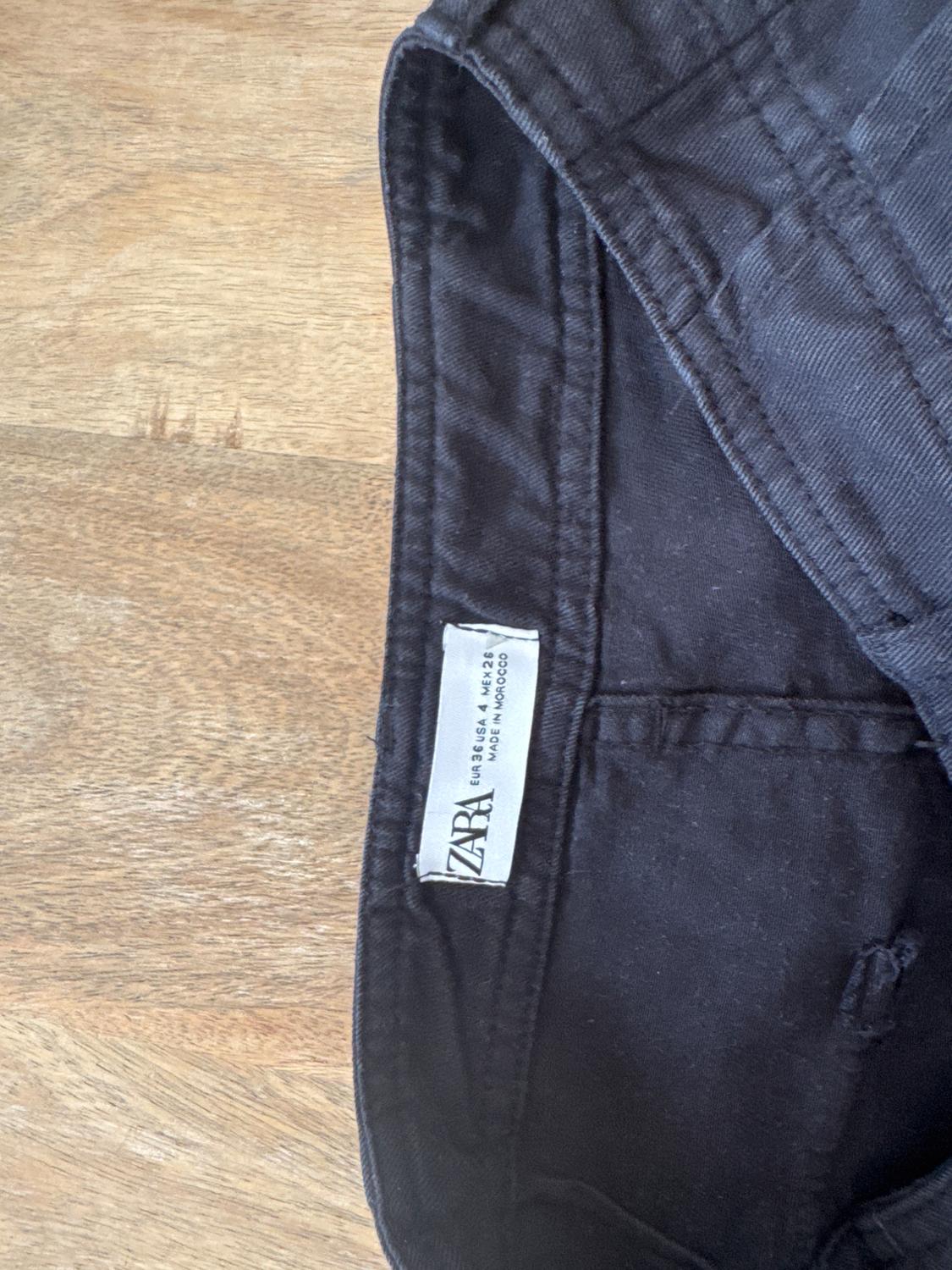 HIGH-RISE STRAIGHT-FIT TRF CARGO TROUSERS - Image 3