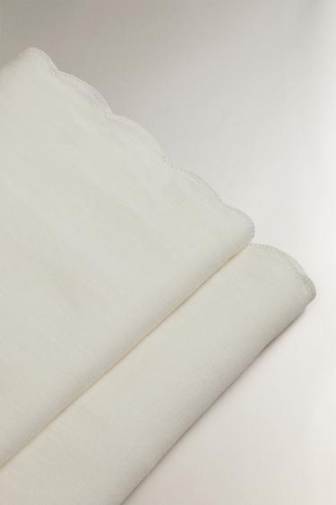 DRAP DE DESSUS LIN DÉLAVÉ - Écru de Zara - Image 3