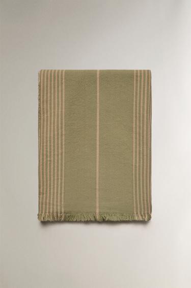MULTIPURPOSE STRIPED THROW - Light green by Zara