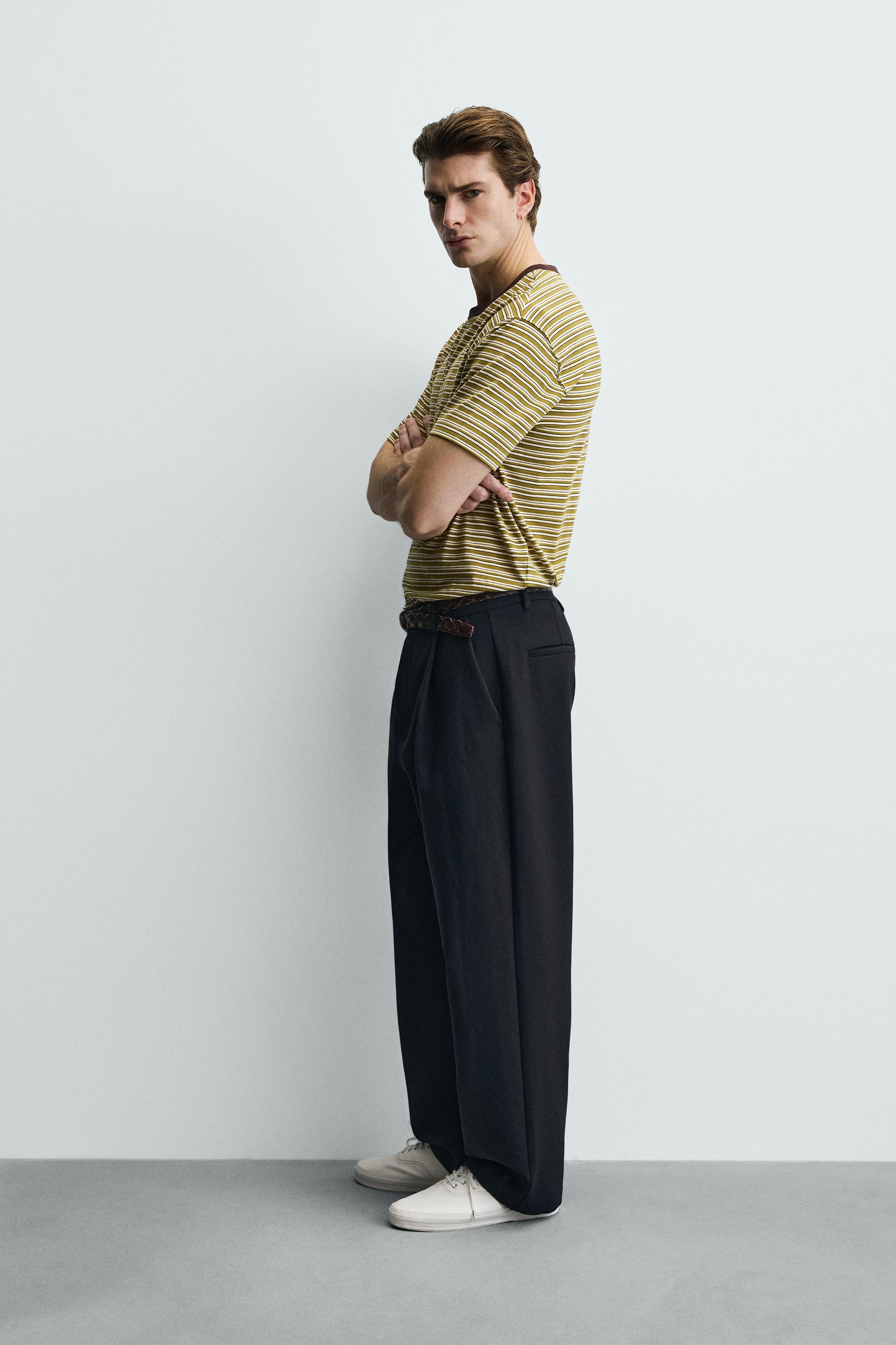 REGULAR FIT STRIPED T-SHIRT