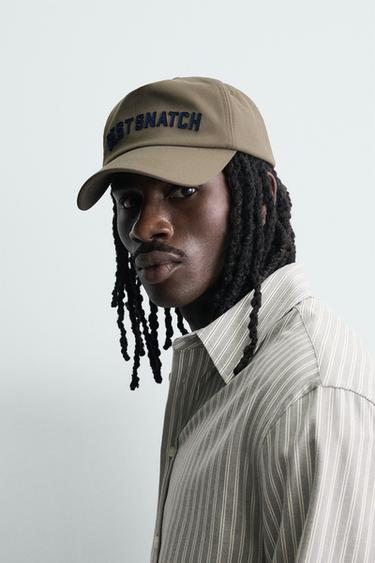 CASQUETTE BRODERIE INSCRIPTION - Kaki de Zara - Image 1
