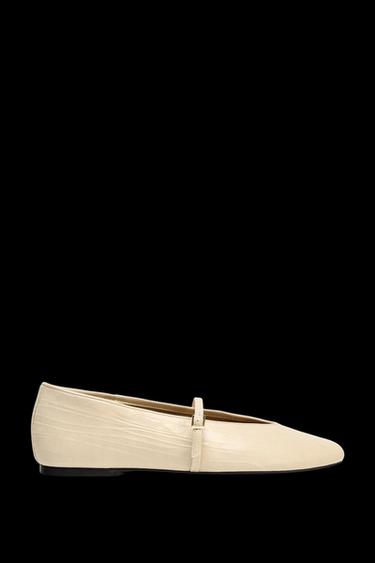 BAILARINA PIEL - Blanco Crudo de Zara - Imagen 0