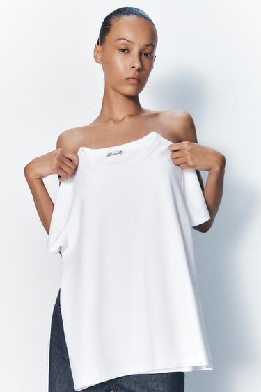 Zara SLIM FIT - ROUND NECK - REGULAR LENGTH - SHORT SLEEVE<br/><br/>T-shirt made of a cotton blend. Round neck and short sleeves. - White