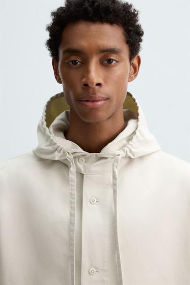 CAMISA AMPLA OVERSIZE COM CAPUZ - Branco / Cinza da Zara