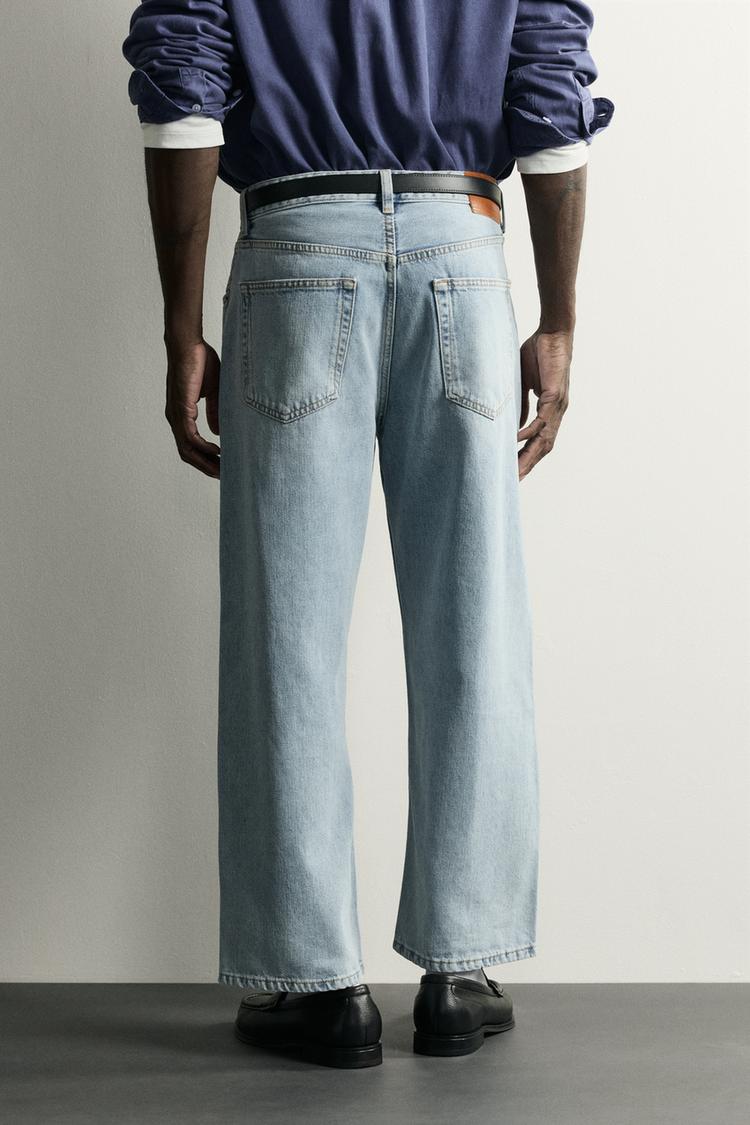 Jeans de corte holgado y cropped 3