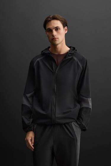COLOUR BLOCK TECHNICAL JACKET - Black by Zara