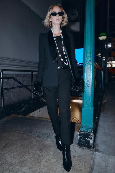 HIGH-WAIST TROUSERS WITH BELT - Black by Zara