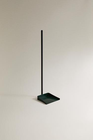 WOODEN DUSTPAN - Black / Green by Zara - Image 0