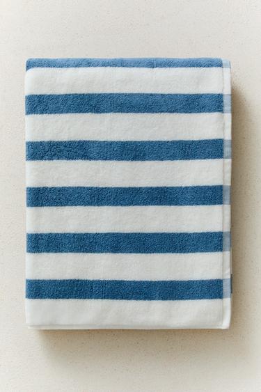 WIDE STRIPE BATH TOWEL - Ecru / Blue by Zara