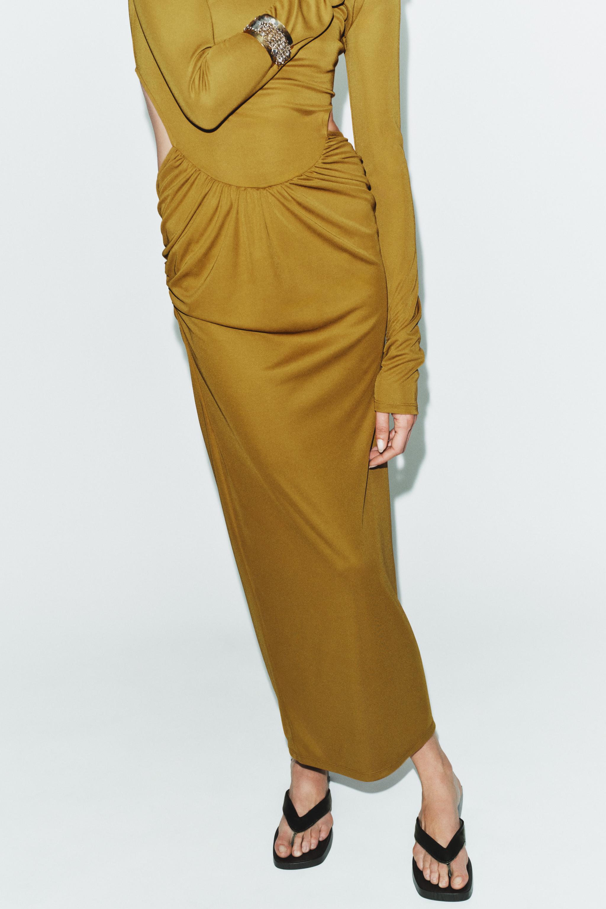 ROBE FLUIDE CUT OUT